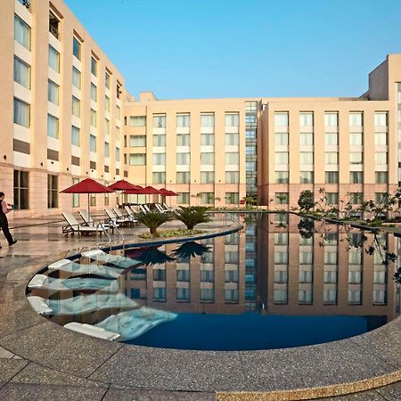 Radisson Blu Hotel Rudrapur Exterior photo